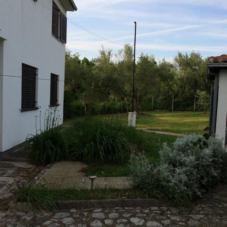 Apartments Toni-Malinska Exterior foto